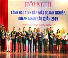 Hưng Yên: Lãnh đạo tỉnh gặp mặt doanh nghiệp, doanh nhân đầu xuân 2019