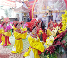 Khai hội đền Bà Chúa Kho ở Hưng Yên
