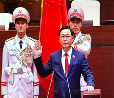 Đồng chí Vương Đình Huệ được Quốc hội bầu giữ chức Chủ tịch Quốc hội với 98,54% số phiếu