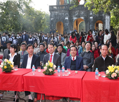 Triển lãm thư pháp, ca trù và cho chữ đầu xuân