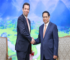 Thủ tướng Phạm Minh Chính tiếp Chủ tịch Tập đoàn Abbott, Hoa Kỳ