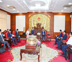 Chủ tịch UBND tỉnh Trần Quốc Văn làm việc với Công ty TNHH Đầu tư và Phát triển Khu công nghiệp VTK Hưng Yên và Công ty LG Energy Solution (Hàn Quốc)