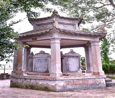 Di sản văn hoá làng Phù Ủng