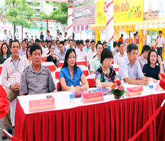 Một số hình ảnh tại lễ khai mạc "Tuần lễ Nhãn lồng Hưng Yên tại Hà Nội năm 2017"
