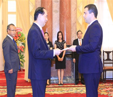 Chủ tịch nước Trần Đại Quang tiếp các đại sứ trình Quốc thư