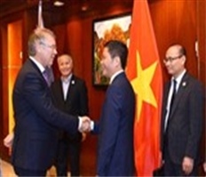 Bộ trưởng Trần Tuấn Anh tiếp Bộ trưởng Kinh tế New Zealand và Malaysia